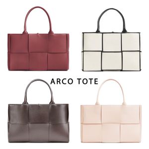 Bovenste handgreep pochette schouder snoepje arco tote tas dames portemonnee en handtas reiskoppeling luxe ontwerper zak heren vintage crossbody 7a grote luier lederen weventas