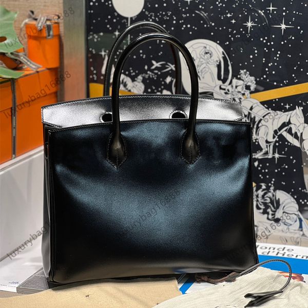 Bolso de mano de diseñador Bolsos de lujo Bolsos de calidad de espejo Bolsos de diseñador Bolso para mujer Monedero de moda Bolsos de mano con cierre de cuero genuino liso Bolso de cesta Bufanda Bolso de caballo 10a CAJA bk