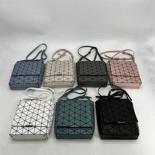 Sacs fourre-tout de designer pour femmes Vente de liquidation mate simple single saut japonais crossbody carré grille de diamant d'origine