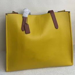 Designer Tote Damesontwerper Bag Classic Brand Hoogwaardige mode Practical Leather Lederen Grote capaciteit Exquise Handmade High Grade Handtas