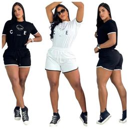 Designer Tracksuis Luxury Womens Casual Vêtements Street Shorts Shorts T-shirts Vêtements High Street Woman Tees Neck Pullover Two 2 Piece