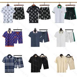 Diseñador Shorts de chándal para hombres y camisetas Mensor para hombres Set de chándal de rastreo Summer Summer Shorts Shorts Mens Beach Situits de manga corta