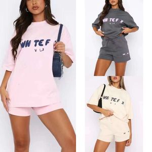 Designer Tracksuits Vêtements pour femmes Girls personnalisés Shorts blancs tenues pour femmes Lettre imprimée Jogger de coton t et chemise Biker Female Two Piece Short