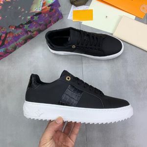 Designer Trainer Sneaker Denim Chaussures Embossed Blanc Signature Femmes Caoutchouc Toile Cuir Hommes Baskets Baskets Runner Chaussures 1.8 07