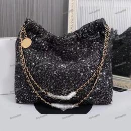 Bolso de basura de diseñador Bolso de hombro con cadena de perlas Monedero acolchado Bolso cruzado de lujo Bolsos de moda para mujer Bolsos de moda con solapa Bolsos de viaje con cadena de plata y oro 8815