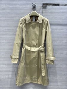 Designer Trenchcoat Dames Herfst Windjack Katoen Winddichte stof Lange mouwen Revers Dubbele zakken Vintage geruite voering Ontwerpersjassen Damesjas