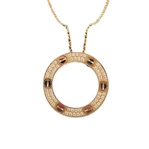 Designer Trend Carter Gold Ploated 18K Rose Gold Round Cake Necklace Dames Classic Three Diamond Full Collarbone Chain Fashionable MU26