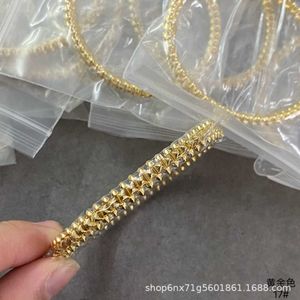 Designer Trend Gold High Edition Carter Point Rivet Bullet Head étroit Bracelet plaqué 18k Rose Fashion Couple KN20