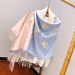 Diseñador tricolor gradiente bufanda lujo mujer visón chal bufandas en otoño e invierno 2022 marca tejida larga estudiante lette273N