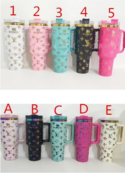 Tumblers de diseñador 40oz Copa 11 Collos Letras de lujo Vuellador con mango de acero inoxidable SUS304 Aislamiento de aspiración Termos Ofiice Taza con caja de regalo