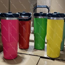 Designer gobelers néon à grande capacité tasse d'eau 30 oz de caractéristique en acier inoxydable tasse d'isolation colorée