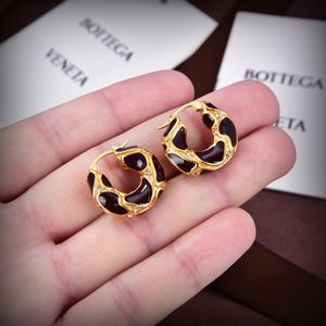 Boucles d'oreilles design en forme de U Bottega Boucles d'oreilles pendantes senior classique petit vent parfumé boucles d'oreilles bvb nouvelles boucles d'oreilles trèfle Boucles d'oreilles veneta dorées et argentées