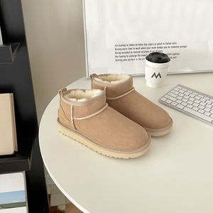 Designer Ultra Mini Laarzen Snowboot Platform Kort Klassiek Dames Heren Bont Schapenvacht Tasman Tazz Kastanje Zand Mosterdzaad Beige Australische Winter Enkelschoenen 35-44