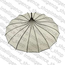 Designer Umbrella créateur créateur en noir et blanc rayé de haute qualité parapluie de golf à long manche golf parapluie de pagode droite pagode femme parapluie 313