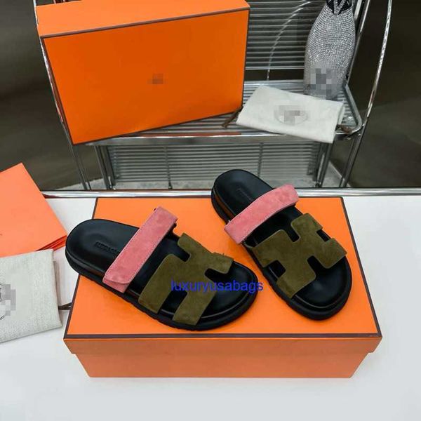 Designer Unisexe Chypre Sandale Techno-sandal avec H logo confortable Sandales fonctionnelles de veau décontractées avec semelle en caoutchouc ergonomique et sangle en boucle réglable OWBN