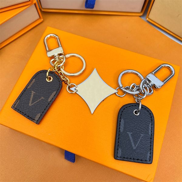 Designer V pour vous et moi porte-clés sac pendentifs hommes femmes couple porte-clés en cuir fleur mousqueton porte-clés coïncident porte-clés or argent