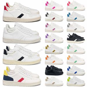 Diseñador V10 zapatos de skate zapatillas para mujer zapatos para hombres vhats clásicos urca campos blancos unisex parejas vegetarianismo estilo skate entrenadores originales dhgate