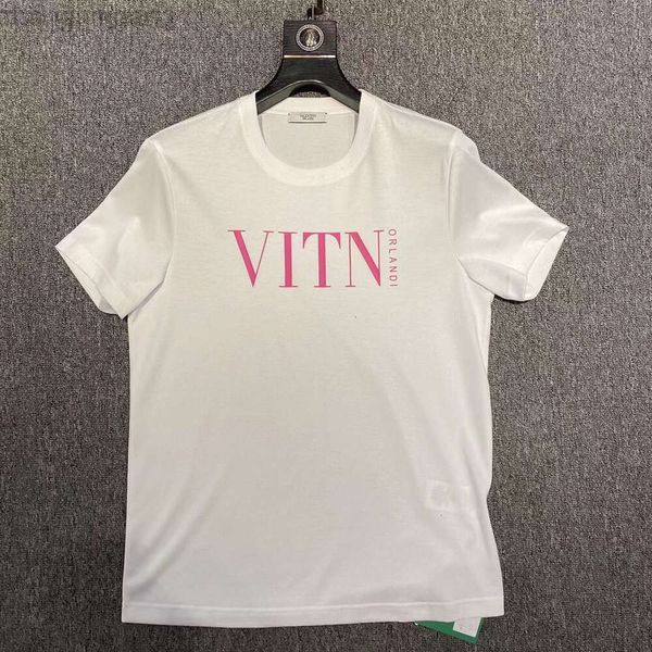 Designer Valentine T-shirt Warren 2023 Printemps / Été Nouveau VLTN Col rond Manches courtes Couple lâche Coton vt T-shirt polyvalent Tendance Valantino