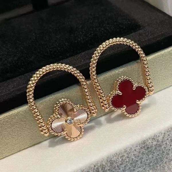 vanish vanity case Designer Van Clef Clover Bracelet Nouveau High Board Clover Double Face Double Fleur Rouge Agate Laser Bague pour Femme Or Rose 18 Carats Flipped Double Si