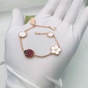 Designer Van V Gold Dik Compated 18K Rose Seven Star Ladybug armband voor vrouwen met twee kanten dragen als een klein geschenkvriendin