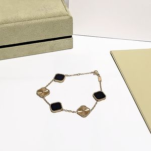 Designer Vanca Luxury Classic 4 / Four Leaf Clover Charm Bracelets Chain de designer 18k Gold Mère de la nacre pour fille Femmes Anniversaire de mariage avec sac cadeau