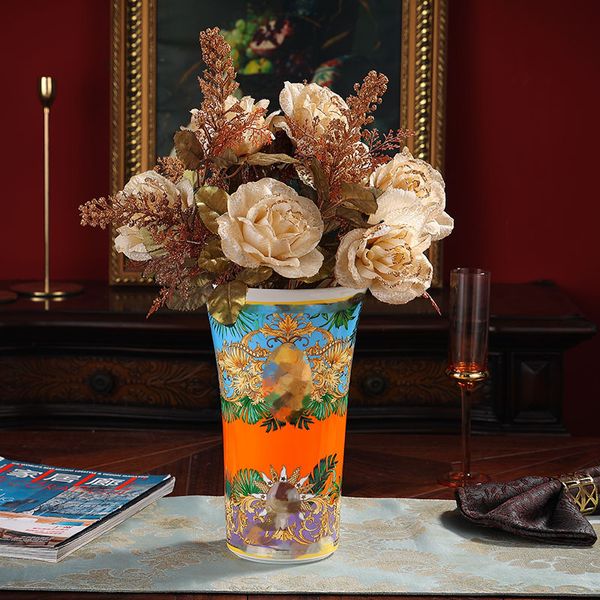 Vases de créateurs Style européen tête d'or série de fleurs en porcelaine Vase de haute qualité exquise décoration en céramique de comptoir Q-T