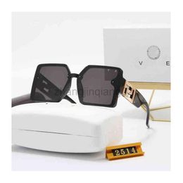 Designer Versage Sunglass Cycle Luxueux Mode Femme Mens Vintage Baseball Sport Square Été Hiver Polariser Medussa Sun Glas232V