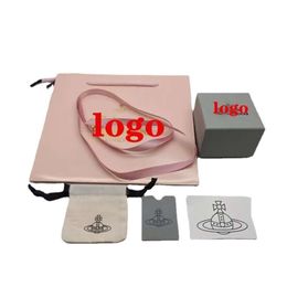 Ontwerper Viviane Westwood Western Empress Dowager Packaging is dezelfde als de originele versie van de westerse keizerin Dowagers Jewelry Packagin