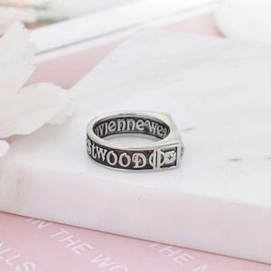 Ontwerper Viviene Westwood Nieuwe Viviennewestwood Western Empress Dowager's Square Letter Ring Punk Saturn Ring Paar Ring