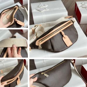 Diseñador Bolsa de cintura Crossbody Bumbag Lana de peluche grande Inside Compartiment Outside Back Pocket Caramelo de cuero de cuero Perfecto para hombro o cuerpo transversal