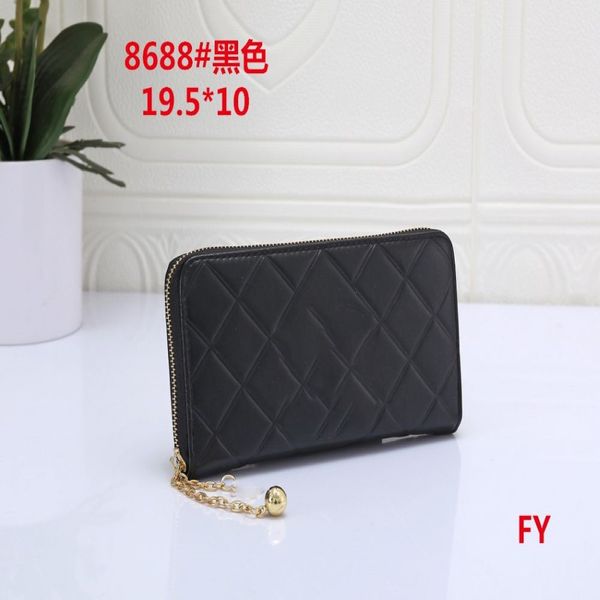 Cartera de diseñador Una calidad Cuero de PU Titular de la tarjeta de crédito para hombre Múltiples carteras para mujer Monedero # 8688 Acolchado Doble 20 cm notecase261s