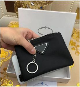 Diseñador Monedero Bolsa Charm Llaveros Prad Llaveros Bolsa para hombres Mujeres Coche Llavero Accesorios Moda Negro Nylon Bolsas de lona con caja de regalo