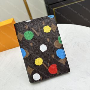 Portefeuille design Polka Dot Yayoi Kusama motif goutte d'eau portefeuilles pour femmes couverture de passeport en cuir marque porte-carte de crédit porte-passeport pour hommes portefeuille N60181