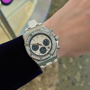 Designer Watch Luxury Automatic Mechanical Watches Wang Ziwens Chronographe multifonctionnel avec un grand cadran et un mouvement d'incrustation de diamant pour femmes neutres
