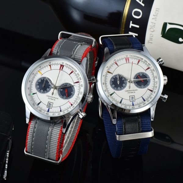 Designer Watch Montre Mens Watches Reloj de haute qualité RELOJ 43 mm STRAP CHRONOGRAPHIQUE MOTION DU BOX avec boîte