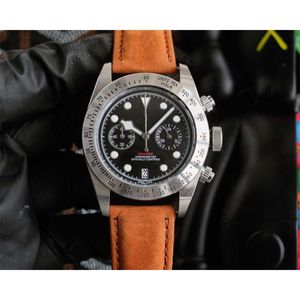 Ontwerper Bekijk nieuw volledig functioneel kwarts Chronograph Mens Fashionable Emperor Steel Band Watch Small