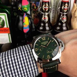 Designer Horloge Saffierglas 44mm 13mm Automatische Mechanische Beweging Geïmporteerde Koeienhuid Watchbandpaner Horloge Ygjn