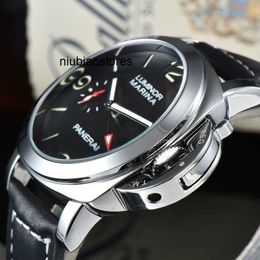 Montres de designer pour hommes mécaniques célèbres, montres-bracelets de sport en cuir Fat Sea 8cxm