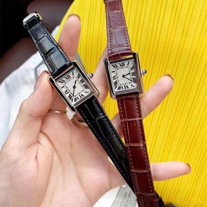 Montre de créateur avec montre de ceinture pour femme en diamant montre de ceinture à cadre rectangulaire de haute qualité chronographe montre pour femme