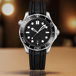 Montres de créateurs Montres pour hommes de haute qualité Mer 300m / 600m AAA 42mm Orologio Uomo Verre Saphir Caoutchouc 2813 Automatique Mécanique Jason007 Master Man avec boîte