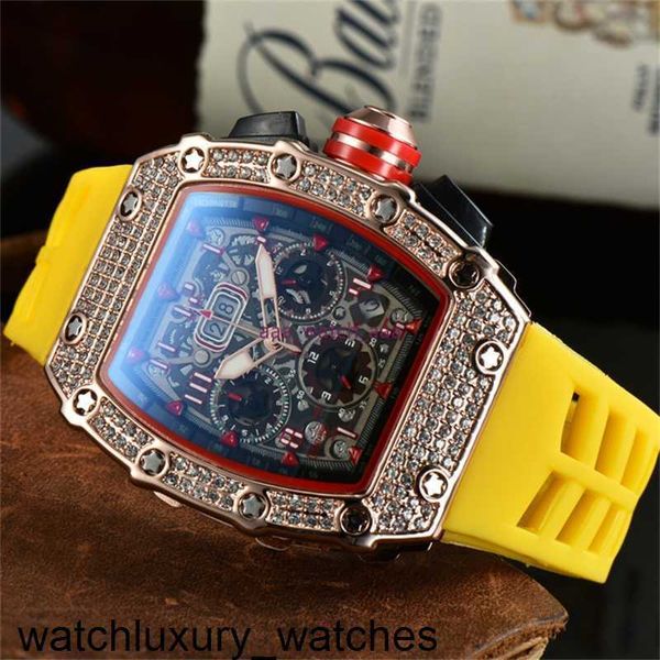 Relojes de diseño Richardmill 138 Reloj de cuarzo con diamantes de alta calidad para hombre de 6 pines Reloj con caja de acero inoxidable con parte trasera de vidrio hueco y caucho negro