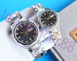 Designer horloges horloge voor heren Luxe merk dezelfde stijl Business Casual quartz met kalenderbehuizing Lichtmetalen band Paartafel