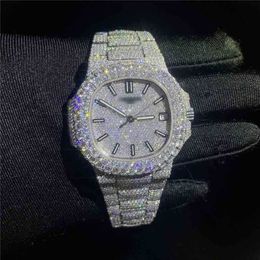 Designer Horloges Horloges Women Light Top Jewelry Brand Luxury Volledige diamanten horloge Men Custom Alloy Band Square polshorloge