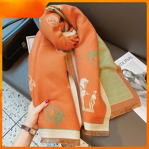 Diseñador Estilo occidental Naranja Blanca Engrosamiento Cálido Bufanda Women New Retro Carriage Carriaje de cachemir Cabalero de doble uso Bufandas All-Match