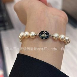 Designer Westwood Black Emorle Boucle Pearl Bracelet Magnetic Sweet Cool Style Aspiration