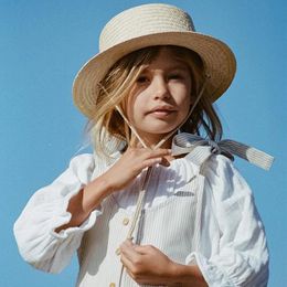 Designer branco boater chapéu com cordão queixo cinta crianças verão palha chapéus de sol pai-filho chapéu menina menino praia chapéus 240108