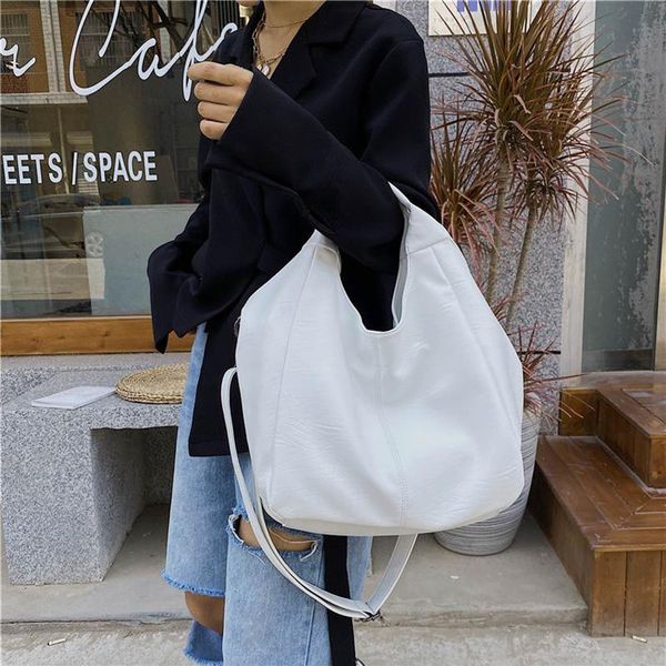Designer - Cuir blanc Femmes Half Moon Grand capacité Hobo Shopper Soft PU Crossbody Sac décontracté coréen Femelle sacs