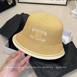 Designer Wide Brim Hats 2024 Nouvelles femmes lettres chapeau de seau Bouchable Paille Hatte des femmes Sorties d'été ajustées