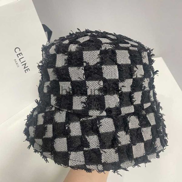 Diseñador Hates de borde ancho Sombreros de cubo Diseño de nicho de nicho Camplor de ajedrez Sombrero de pescador para hombres Mujeres Sombrero pequeño de cubo y tendencia de la cara lisa de sombreros de cuenca gorras