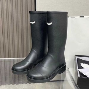 Designer winterlaarzen vrouwen hiel dikke zool rubberen laarzen waterdichte welly outdoor regen schoenen plat midden laarzen maat 35-41 no431